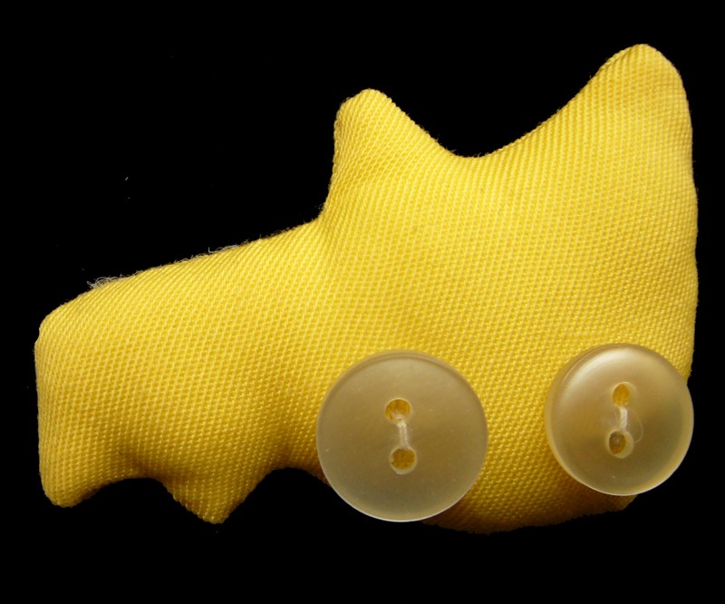 gwen b. buttoneye