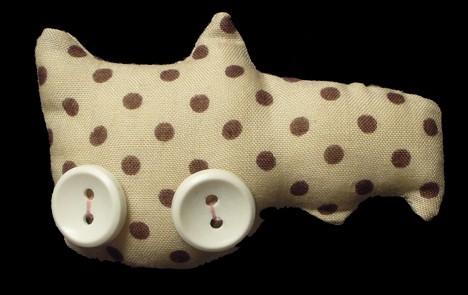 anita b. buttoneye