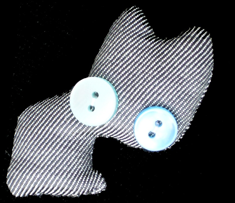roxy b. buttoneye