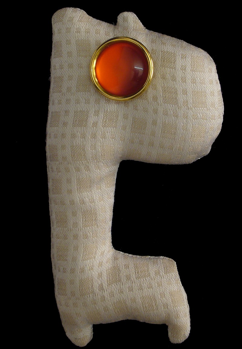 hilde b. buttoneye