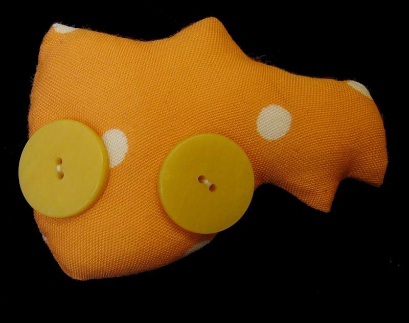 yvette b. buttoneye