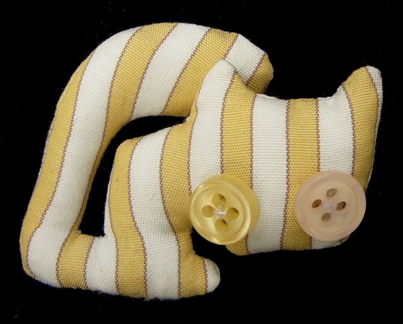 paolina b. buttoneye