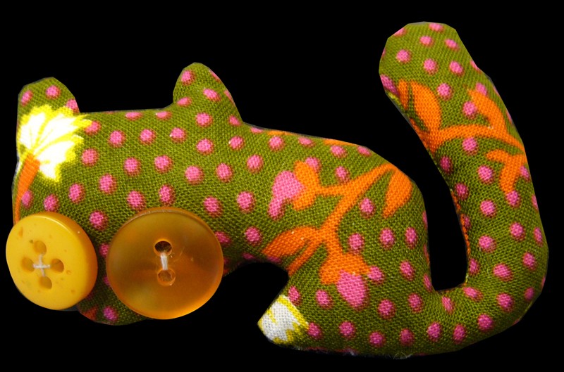 annie b. buttoneye