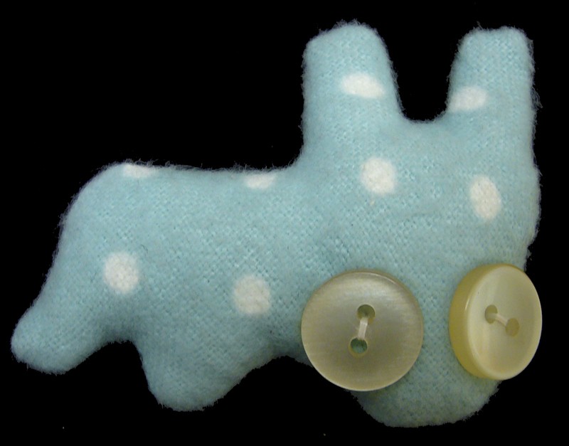 nellie b. buttoneye