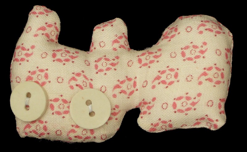 nina b. buttoneye