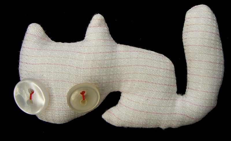lia b. buttoneye